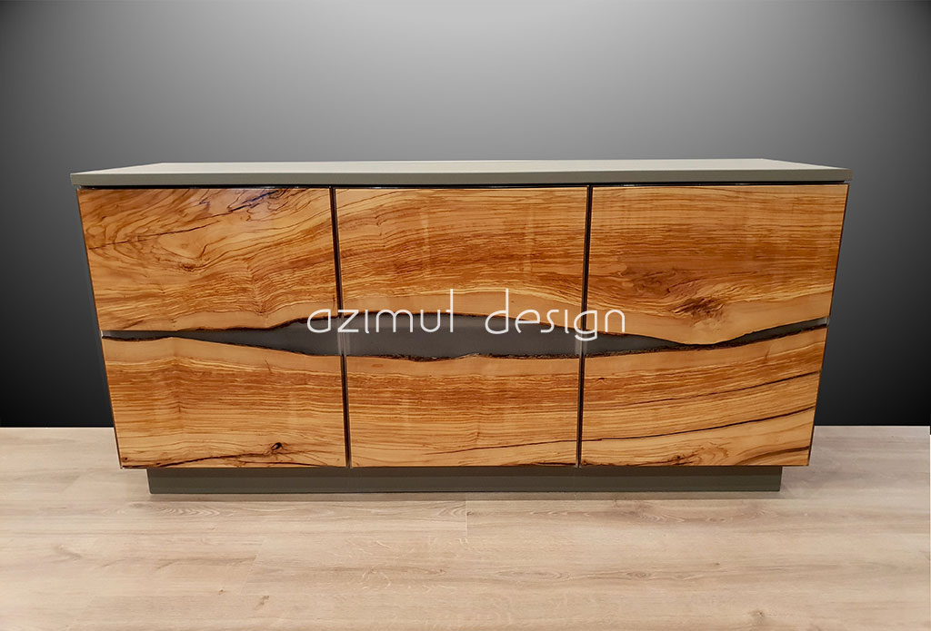 credenza in olivo